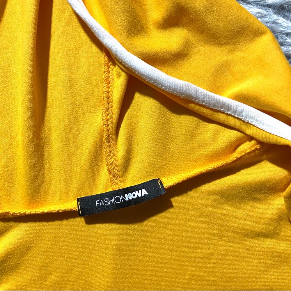 FASHION NOVA LOUNGE WEAR SET